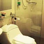 Adel Hotel